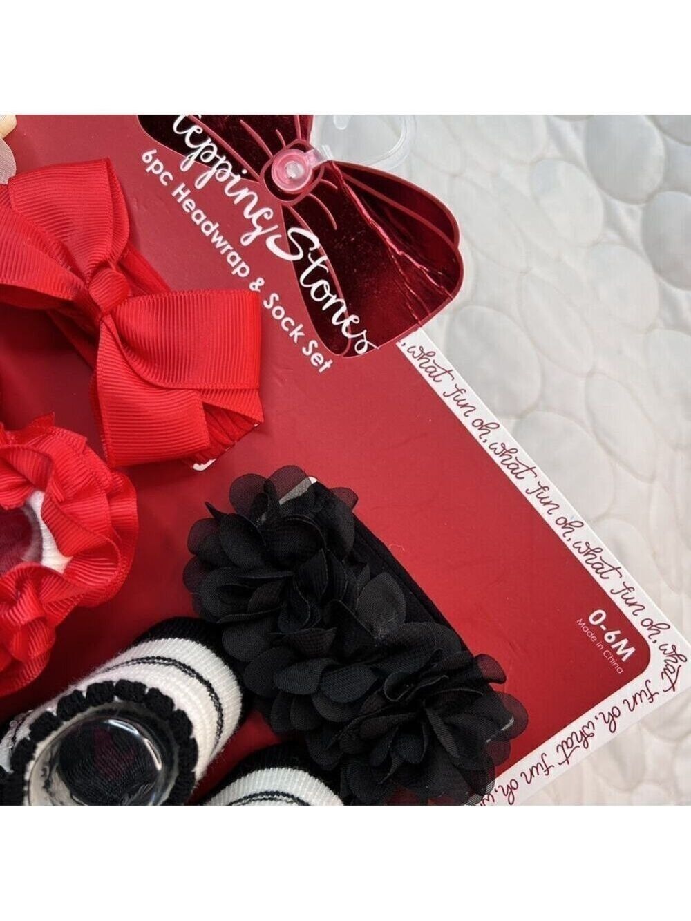 Baby Holiday Socks & Headwraps Girls Gift Set Size 0/6m Christmas Soft Headbands - Picture 8 of 8